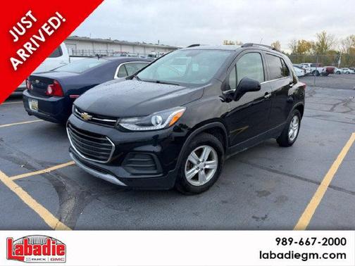 Mosaic Black Metallic 2020 Chevrolet Trax LT