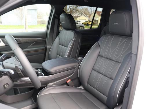 White Tri-Coat 2026 Buick Enclave Avenir