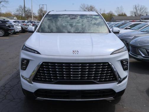 White Tri-Coat 2026 Buick Enclave Avenir