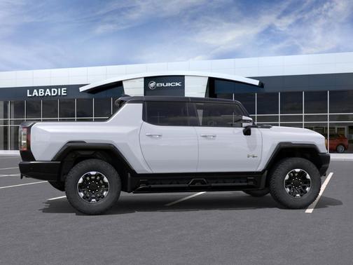 White 2025 GMC HUMMER EV Pickup 2X