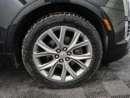 2020 Cadillac XT5 Sport