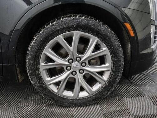 2020 Cadillac XT5 Sport