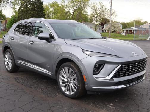 Moonstone Gray Metallic 2026 Buick Envision Avenir