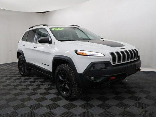 2016 Jeep Cherokee Trailhawk