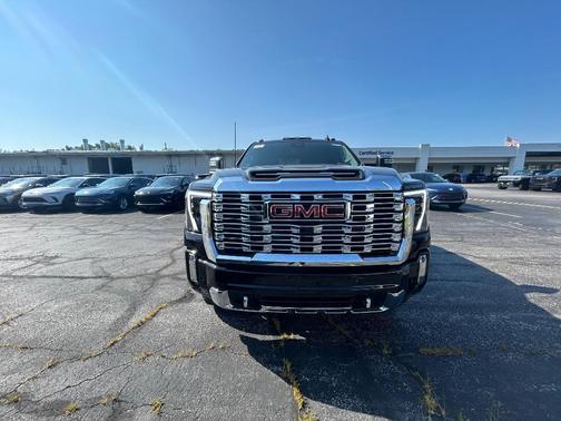 2025 GMC Sierra 2500 Denali