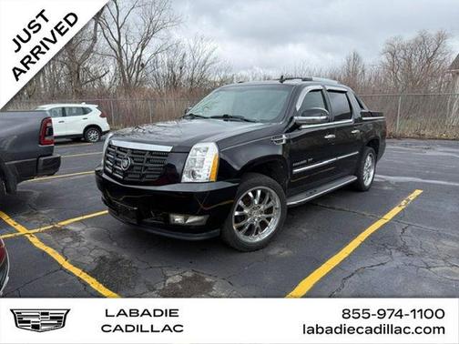 Black Raven 2011 Cadillac Escalade EXT Luxury