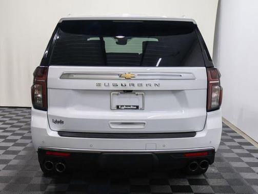 2023 Chevrolet Suburban High Country