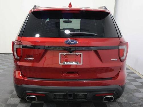 2017 Ford Explorer sport