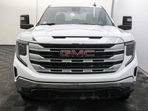 2022 GMC Sierra 1500 SLE