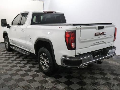 2022 GMC Sierra 1500 SLE