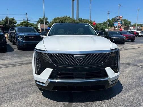 2025 Cadillac Escalade IQ Luxury 1