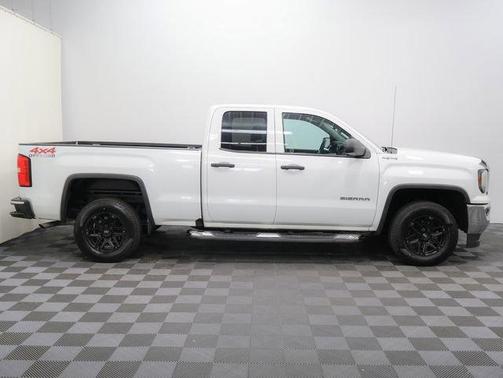 2017 GMC Sierra 1500 Base