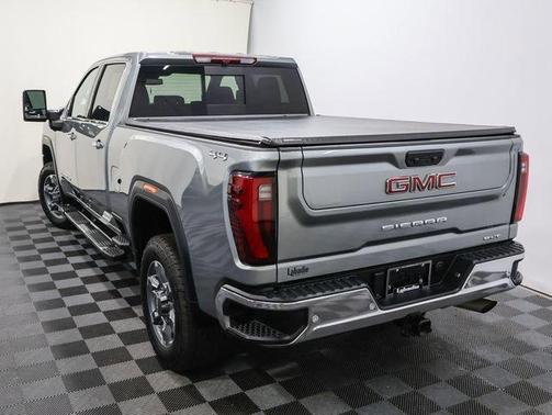 2025 GMC Sierra 2500 SLT