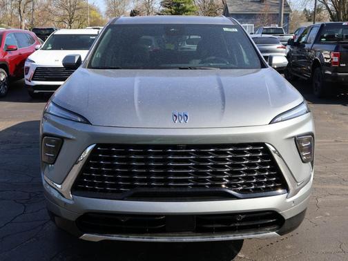 Moonstone Gray Metallic 2026 Buick Enclave Avenir
