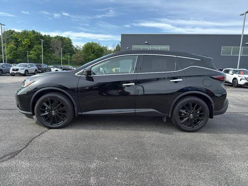 2022 Nissan Murano SV