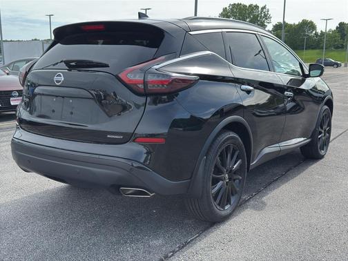 2022 Nissan Murano SV