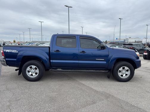 2015 Toyota Tacoma Base