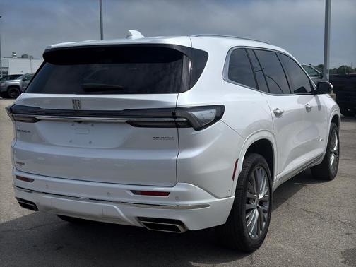 White Frost Tri-Coat 2025 Buick Enclave Avenir