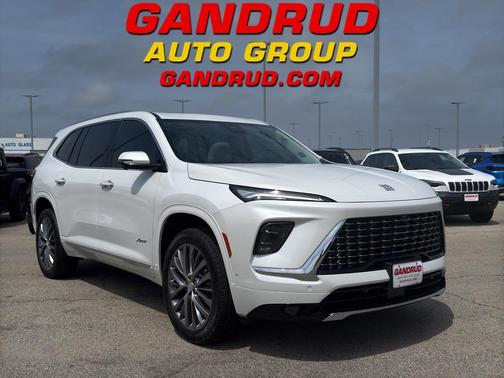 White Frost Tri-Coat 2025 Buick Enclave Avenir