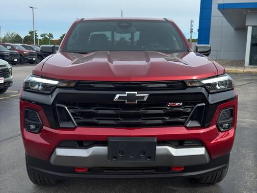 Radiant Red 2023 Chevrolet Colorado Z71