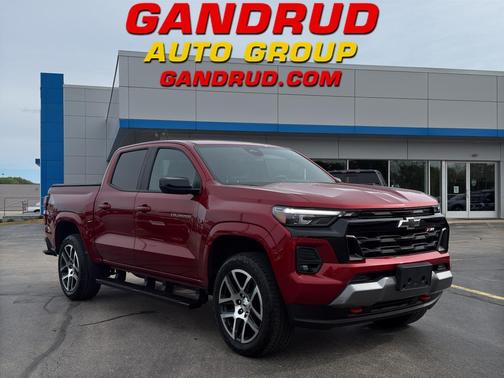 Radiant Red 2023 Chevrolet Colorado Z71