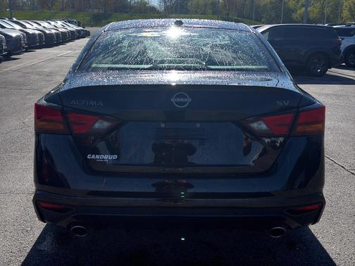 Super Black 2024 Nissan Altima 2.5 SV