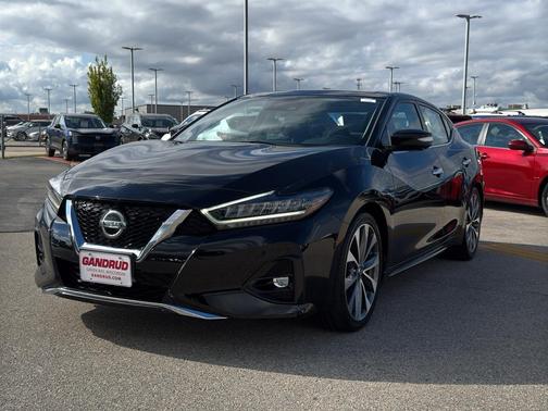 2022 Nissan Maxima Platinum