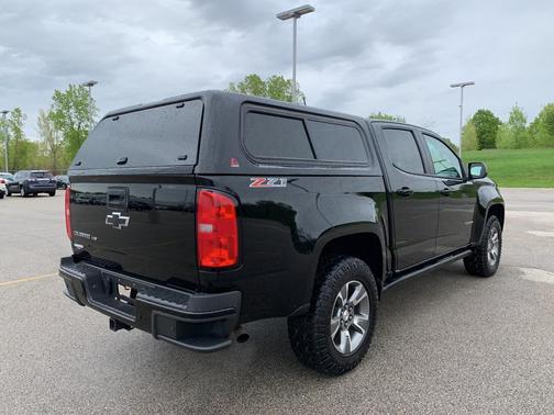 Photo 3 of 26 of 2019 Chevrolet Colorado Z71