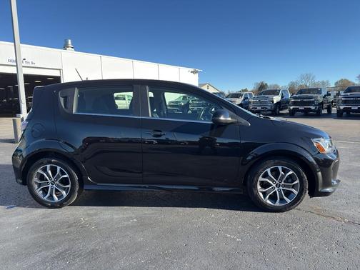 2020 Chevrolet Sonic LT