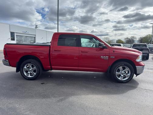 Flame Red Clearcoat 2019 RAM 1500 Classic Big Horn