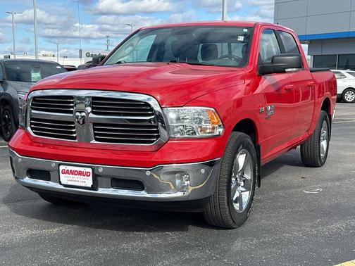 Flame Red Clearcoat 2019 RAM 1500 Classic Big Horn