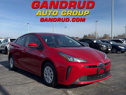 2021 Toyota Prius LE
