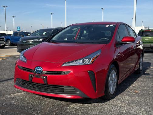 2021 Toyota Prius LE
