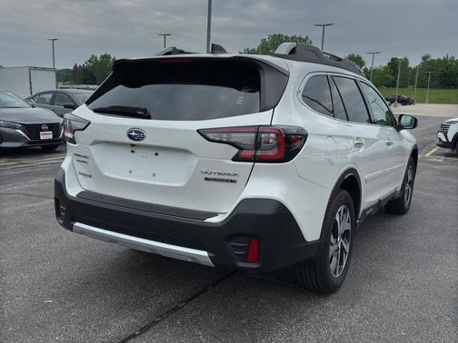 2020 Subaru Outback Touring XT