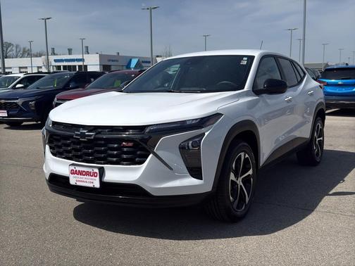 Summit White 2024 Chevrolet Trax 1RS