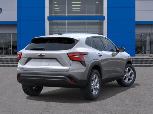 Sterling Gray Metallic 2026 Chevrolet Trax LS