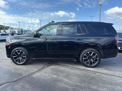 2023 Chevrolet Tahoe RST