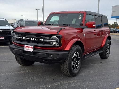 2022 Ford Bronco Outer Banks