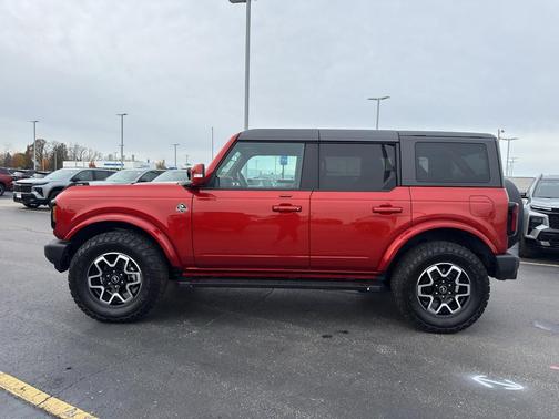 2022 Ford Bronco Outer Banks