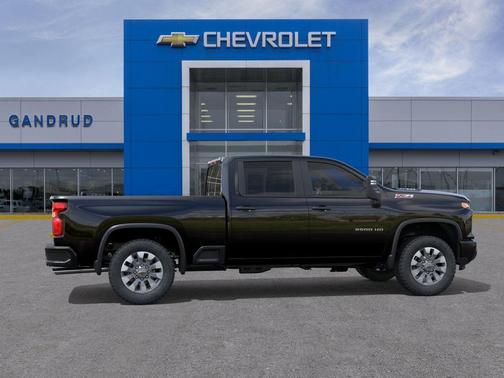 Black 2026 Chevrolet Silverado 2500 Custom