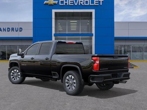 Black 2026 Chevrolet Silverado 2500 Custom