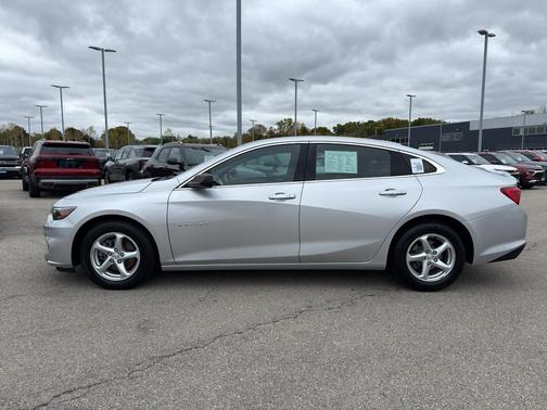 2017 Chevrolet Malibu 1LS