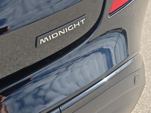 Black 2024 Nissan Murano SV