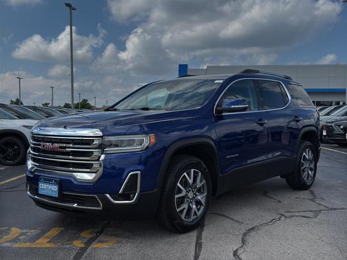 2023 GMC Acadia SLT
