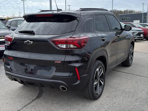 Mosaic Black Metallic 2023 Chevrolet Trailblazer RS