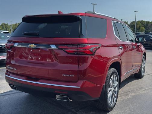 2023 Chevrolet Traverse Premier