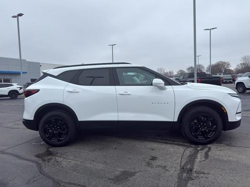 2024 Chevrolet Blazer LT