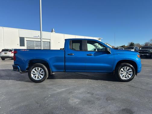 2022 Chevrolet Silverado 1500 Custom