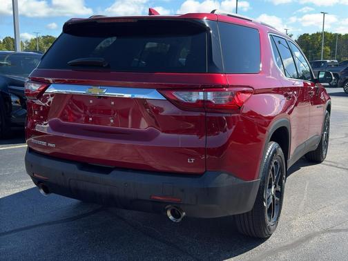 2021 Chevrolet Traverse LT Cloth