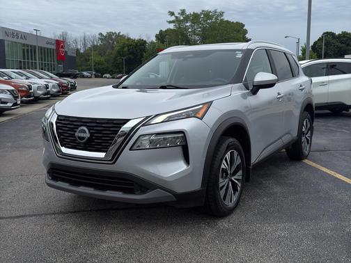 Brilliant Silver Metallic 2023 Nissan Rogue SV